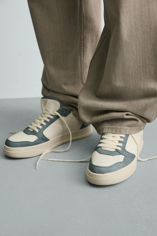 Кроссовки в стиле ретро- Заказать в России