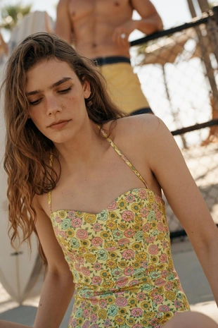 Топ из поплина с цветочным принтом- Заказать в России