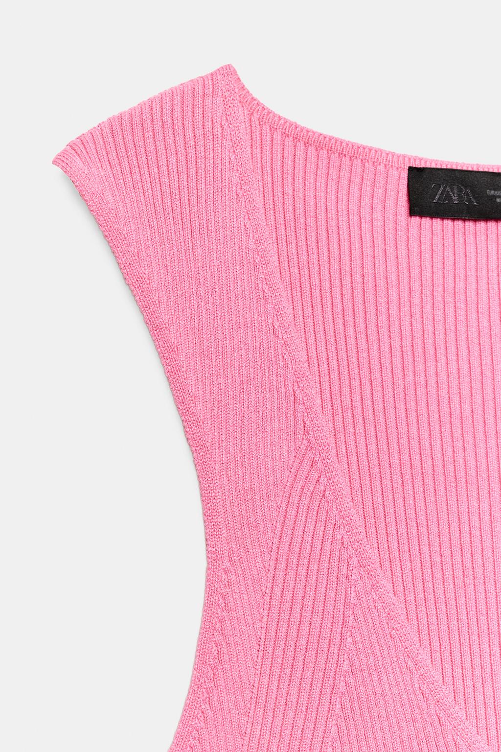 ТОП В РУБЧИК С V-ОБРАЗНЫМ ВЫРЕЗОМ