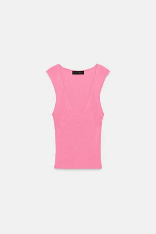 Топ в рубчик с V-образным вырезом