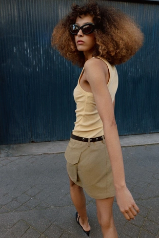 Топ без рукавов в рубчик- Заказать в России