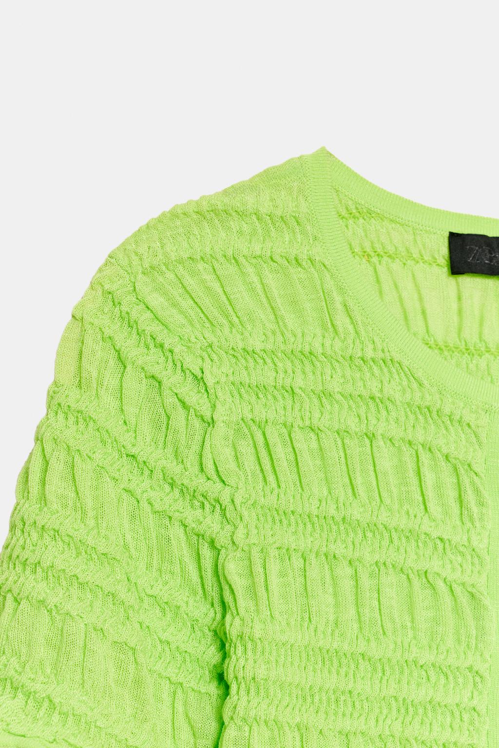 ТРИКОТАЖНЫЙ ТОП С УЗОРОМ «СОТЫ»