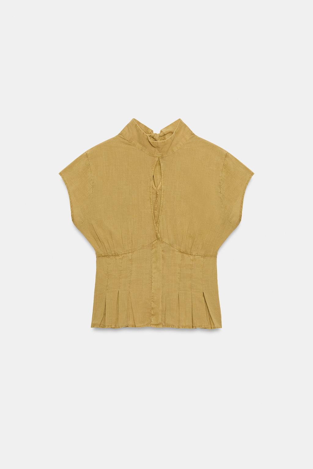 Топ с открытием и завязкой