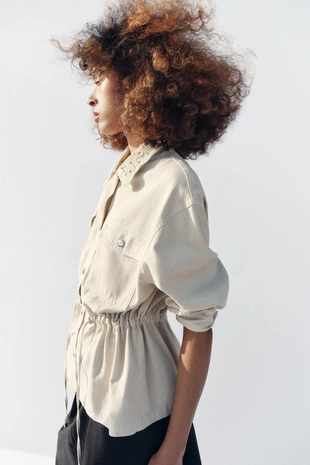 Куртка-сафари с отделкой кроше- Заказать в России