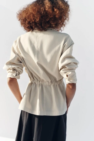 Куртка-сафари с отделкой кроше- Заказать в России