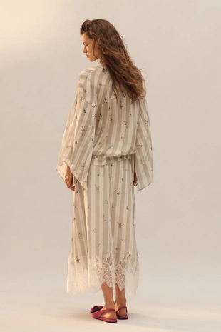 Блуза с полосками и цветочным узором лимитированной коллекции- Заказать в России