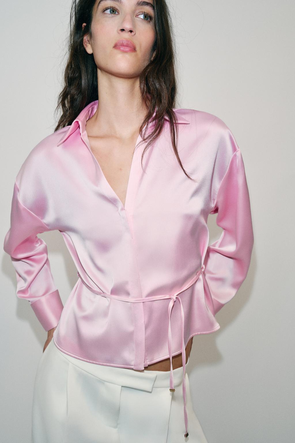 АТЛАСНАЯ БЛУЗКА С ТОНКИМ ПОЯСОМ