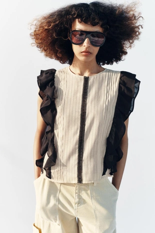 Блуза в полоску с воланами- Заказать в России