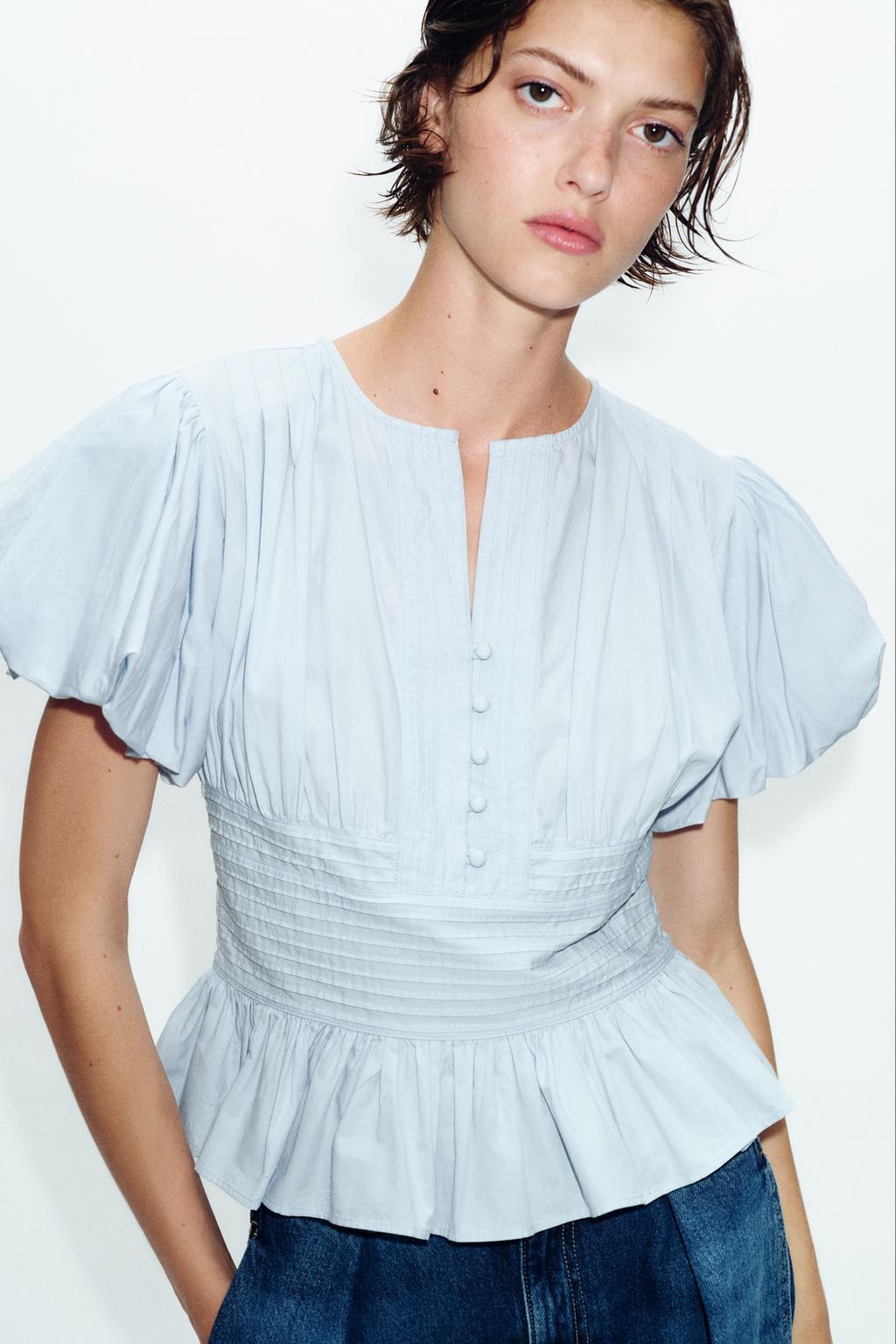 БЛУЗА С ЗАЩИПАМИ И РУКАВАМИ-БУФФ