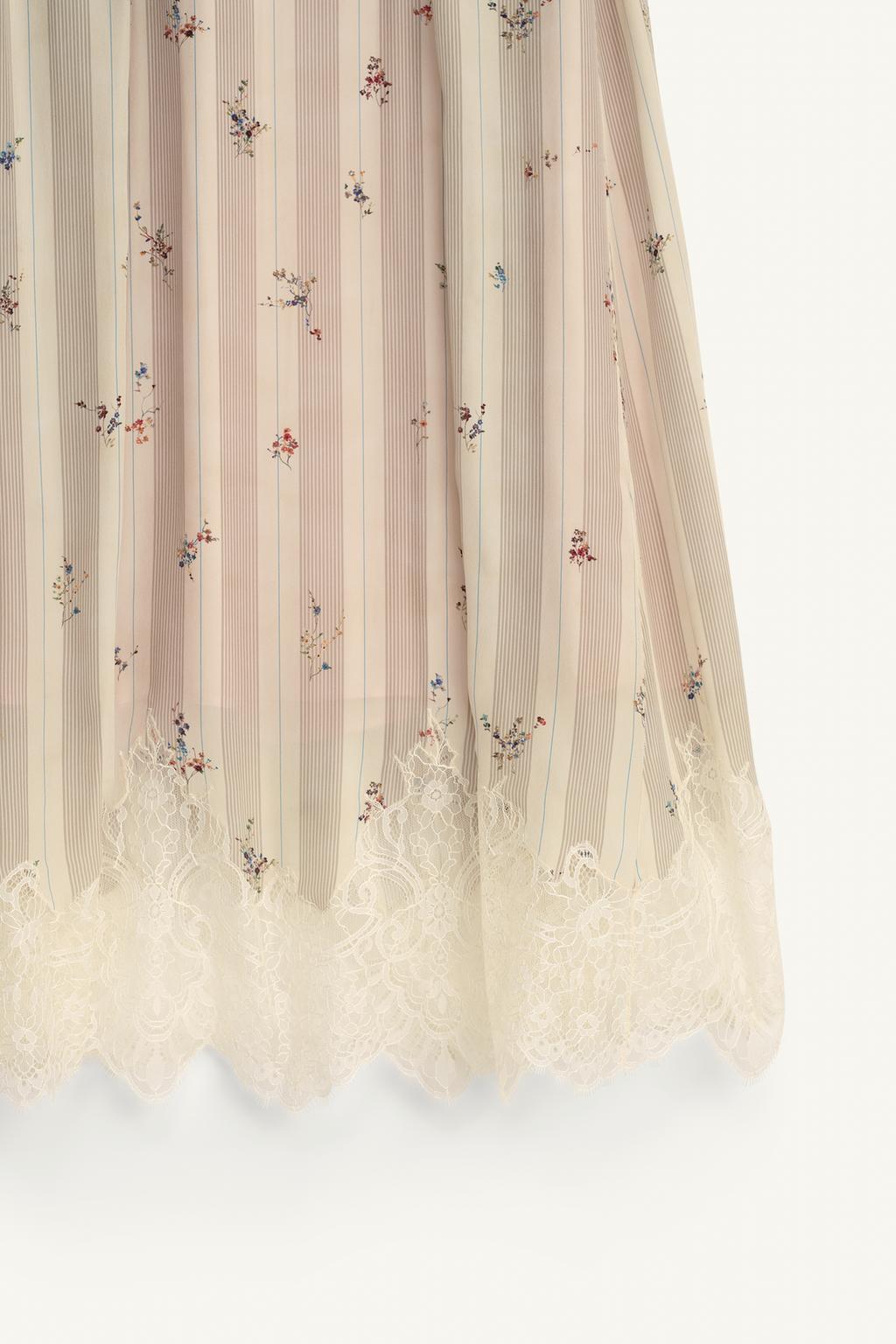 Юбка с кружевным цветочным узором (limited edition)