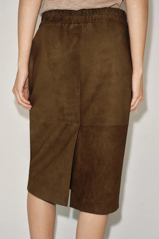 ЮБКА ИЗ ЗАМШИ — коллекция Zara «ZW» лимитированная серия