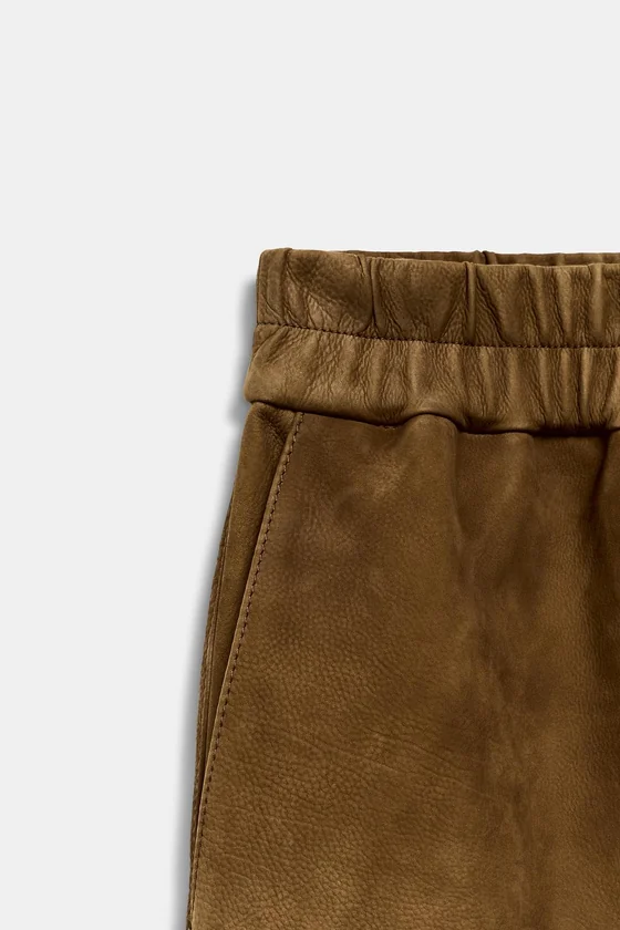 ЮБКА ИЗ ЗАМШИ — коллекция Zara «ZW» лимитированная серия