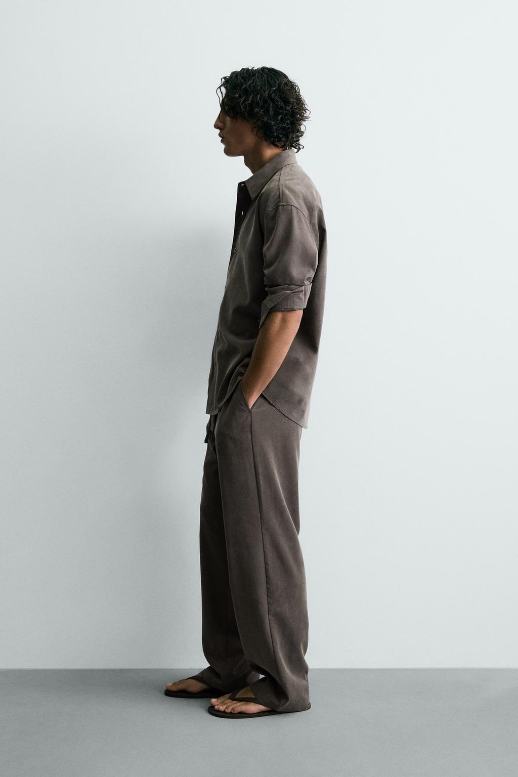 БРЮКИ RELAXED FIT ИЗ СТРУЯЩЕЙСЯ ТКАНИ