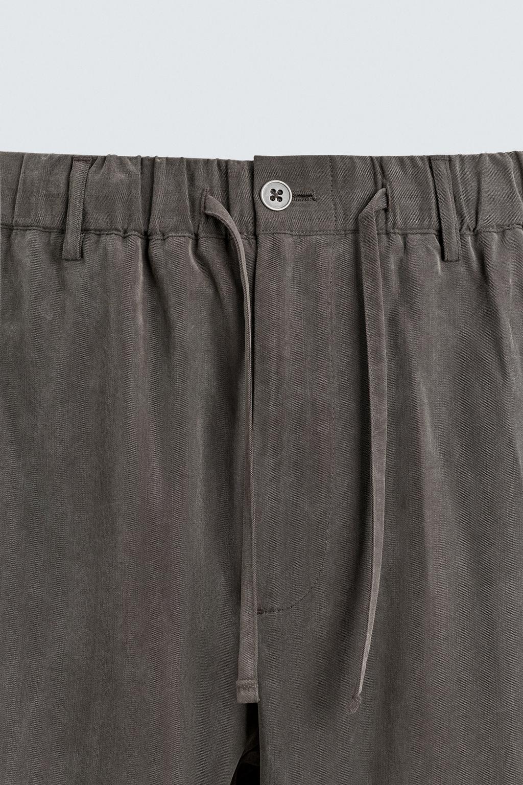 БРЮКИ RELAXED FIT ИЗ СТРУЯЩЕЙСЯ ТКАНИ