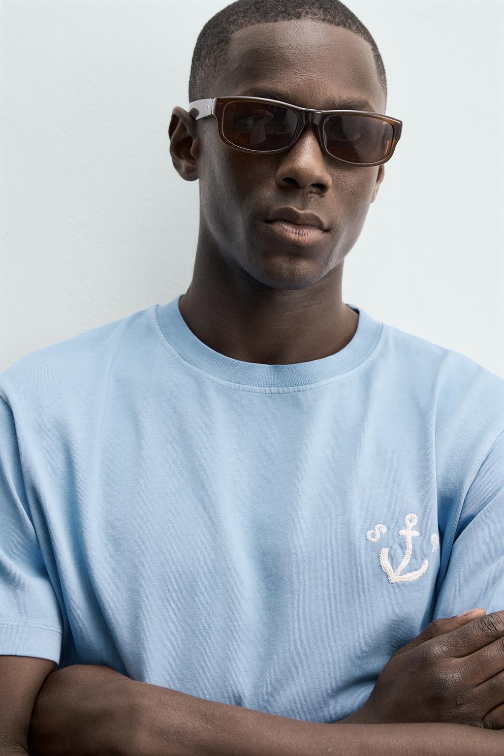 ФУТБОЛКА С НАДПИСЬЮ SORRENTO