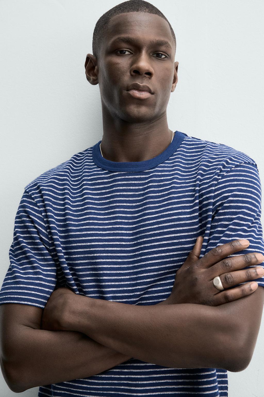 ЖАККАРДОВАЯ ФУТБОЛКА В ПОЛОСКУ