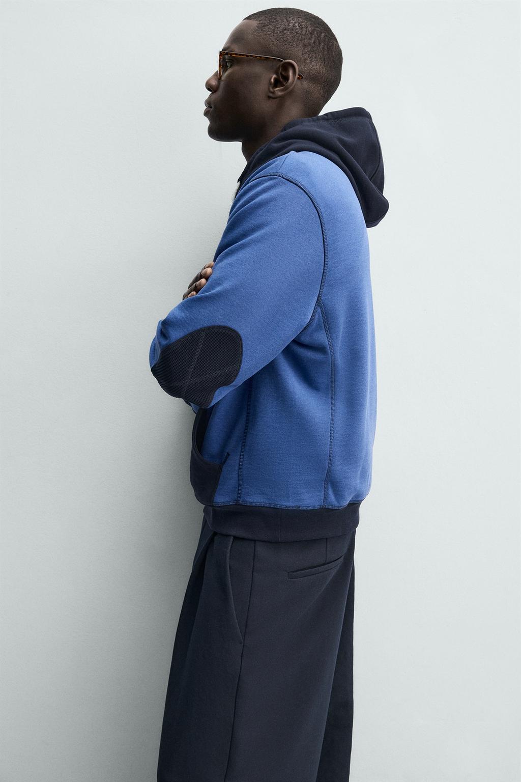 ХУДИ В СТИЛЕ КОЛОР-БЛОК С КАПЮШОНОМ И ВАФЕЛЬНЫМ УЗОРОМ