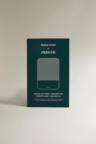 Портативное зарядное устройство native union- Заказать в России