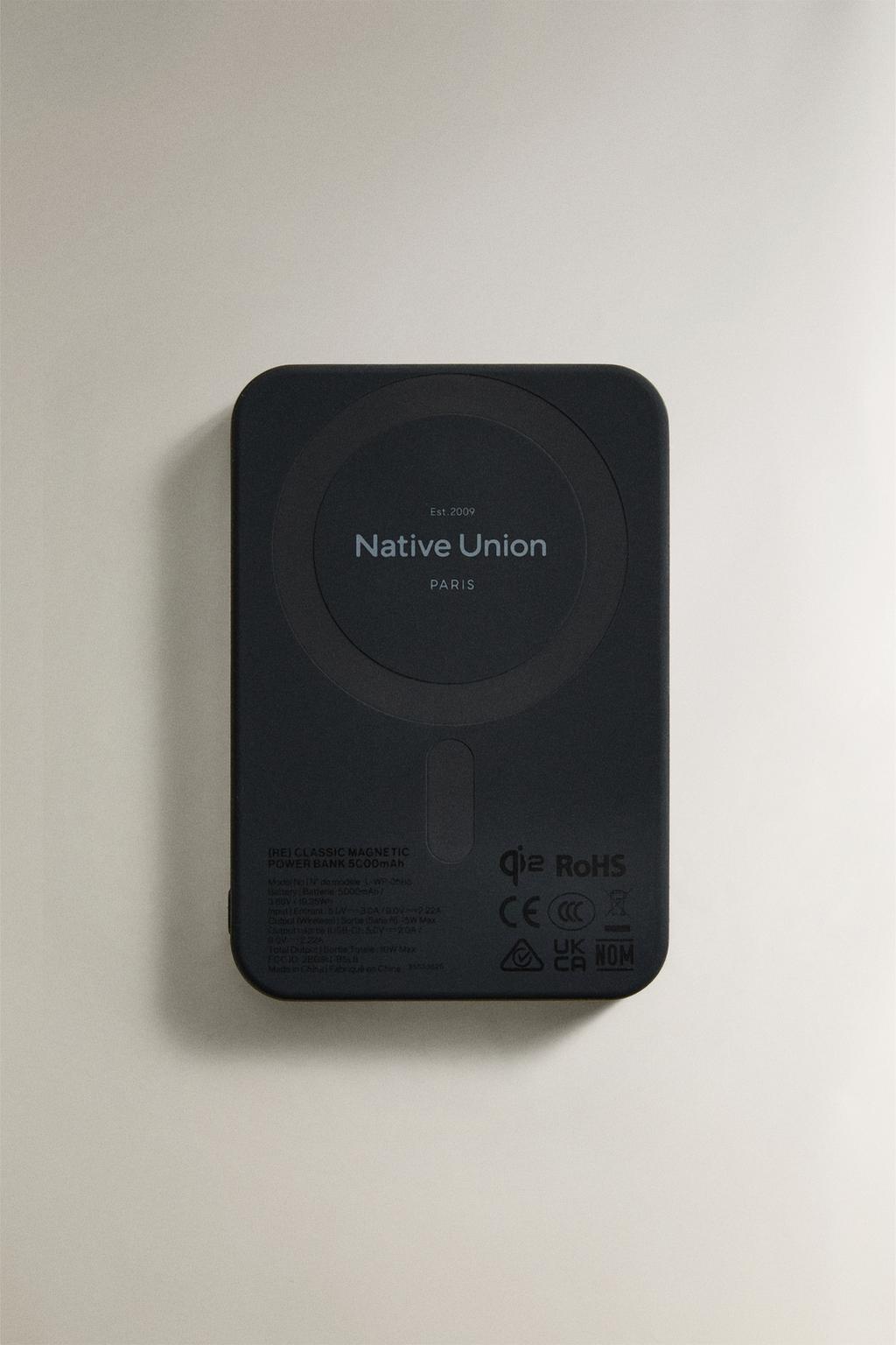 Портативное зарядное устройство native union