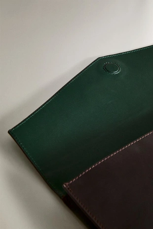 Кожаная папка для документов- Заказать в России