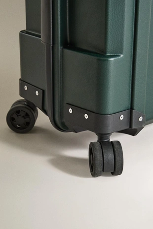 Большой чемодан harper collective- Заказать в России