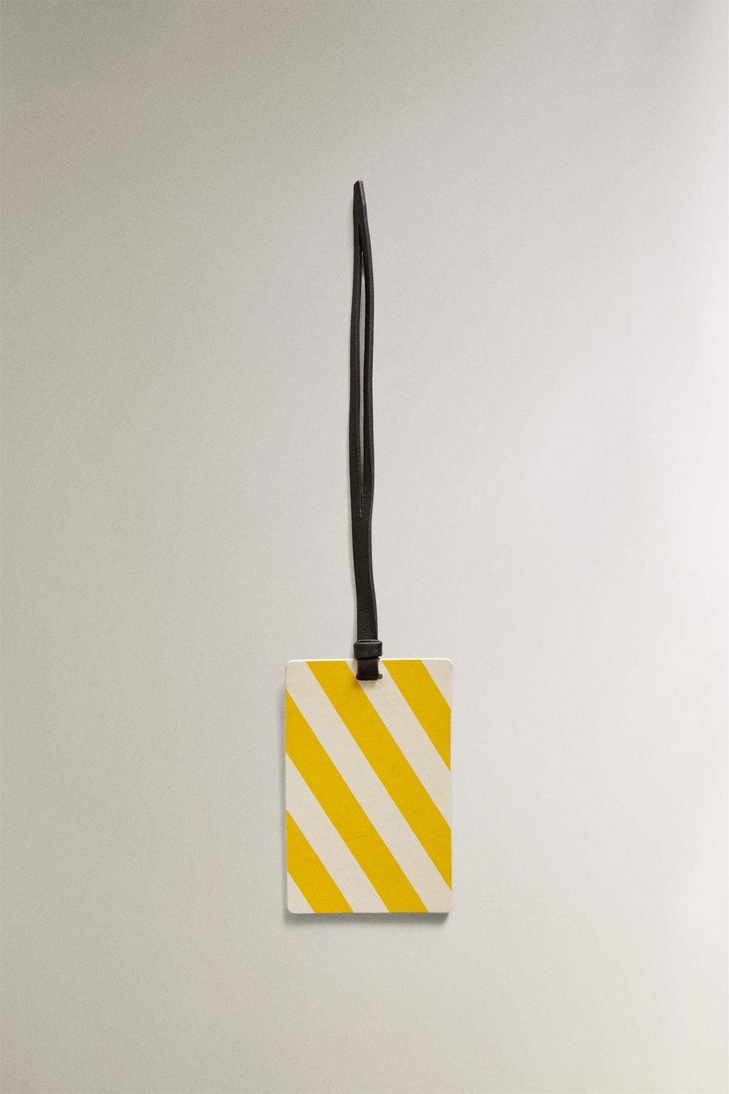 Кожаная бирка для багажа