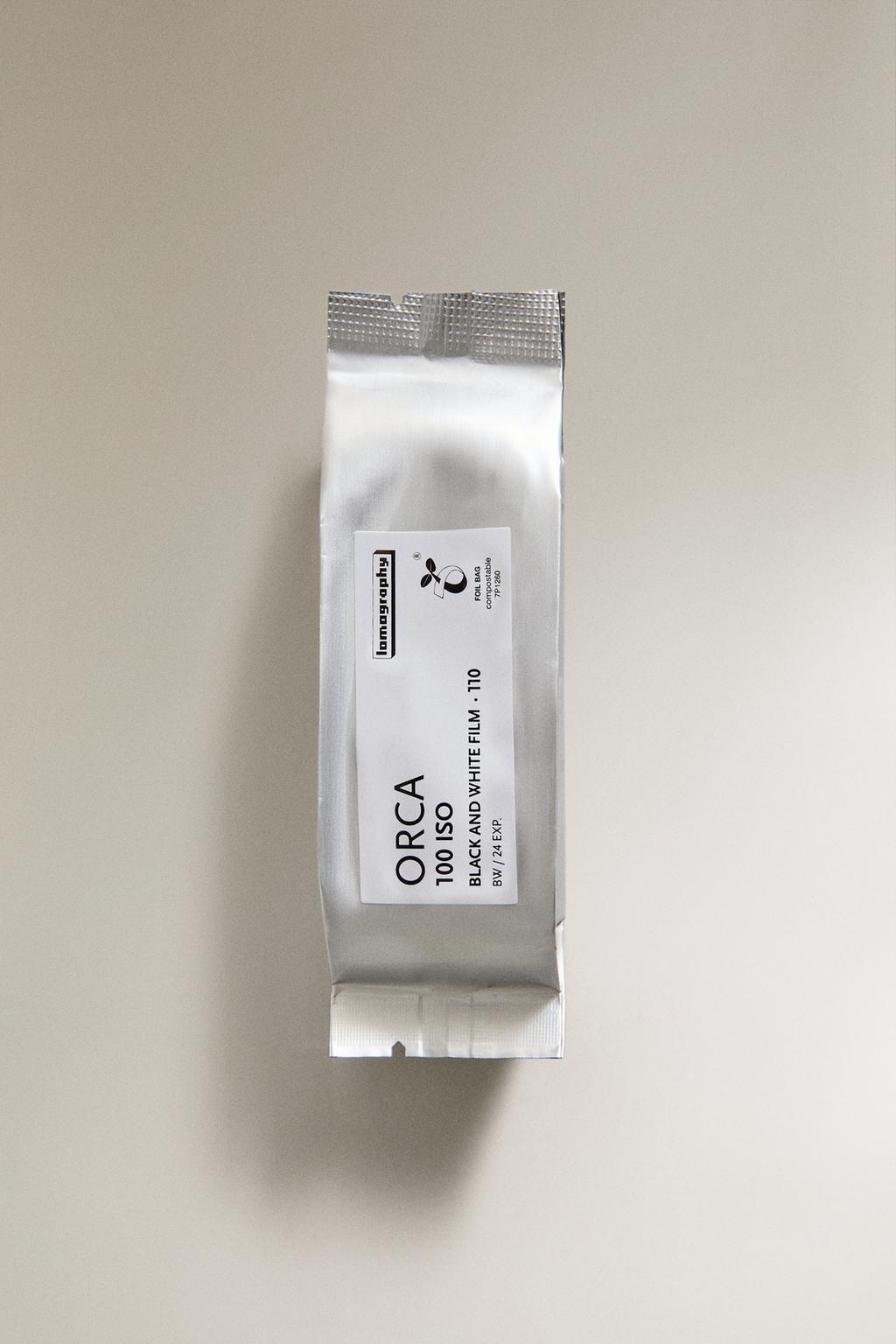 Пленка черно-белая lomography