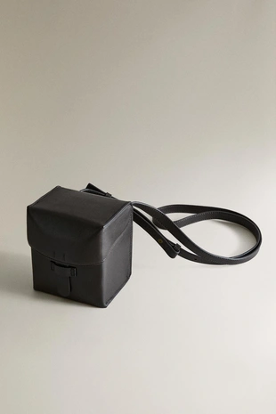 Кожанный чехол для мгновенной камеры lomography- Заказать в России