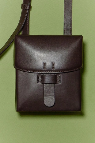 Кожанный чехол для мгновенной камеры lomography- Заказать в России