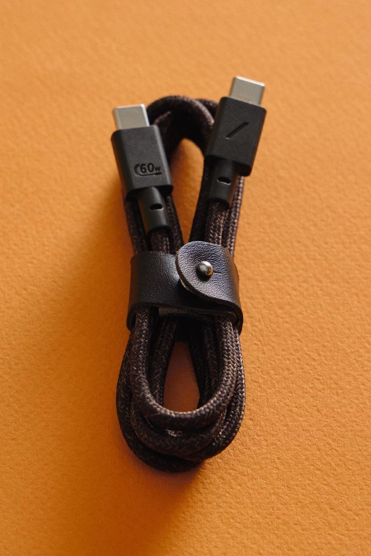 Кабель для зарядки usb-c zara