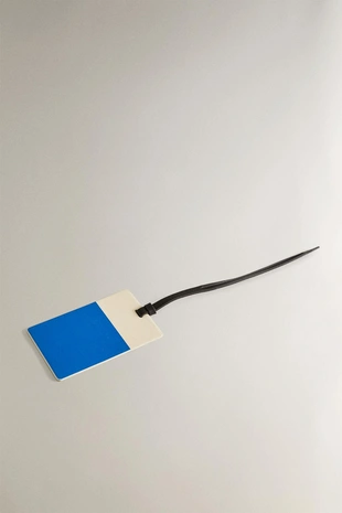 Кожаная бирка для багажа