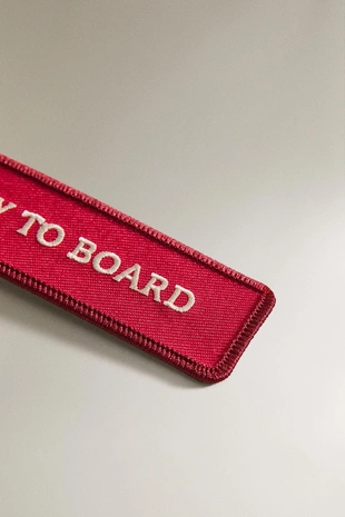 Брелок для ключей путешествие по холсту