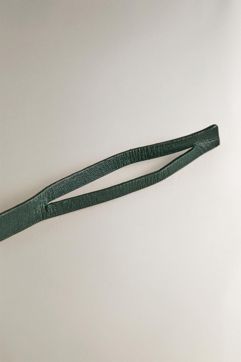 Диспенсер для мешков для домашних животных из кожи