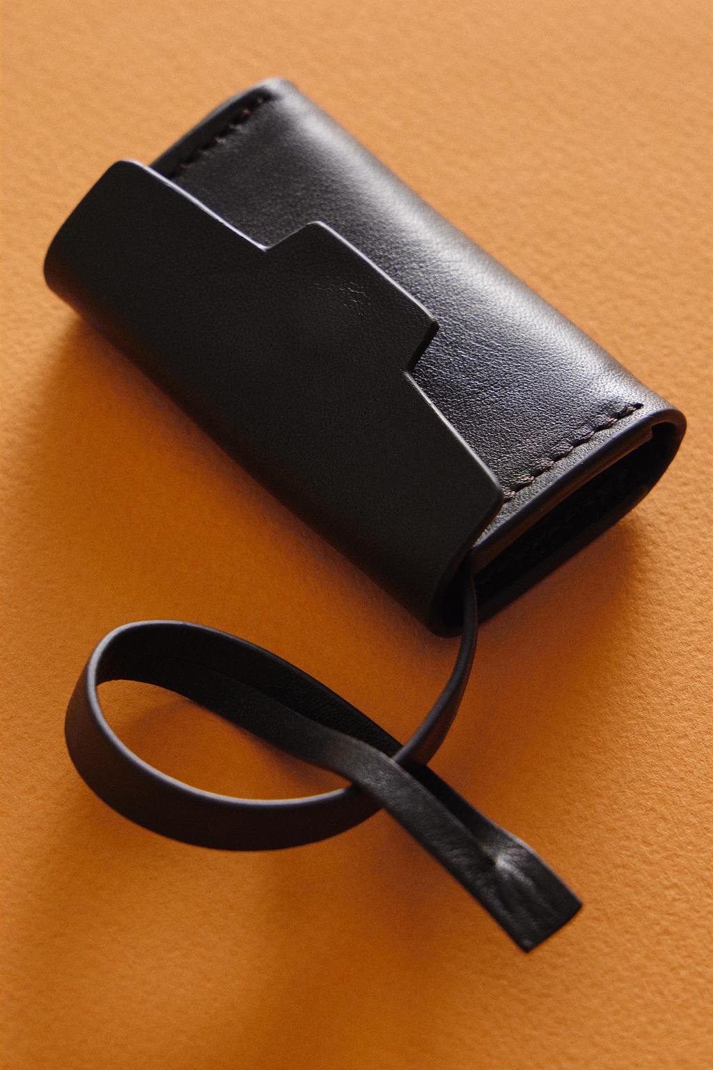 Кожаный держатель для пакетов для домашних животных