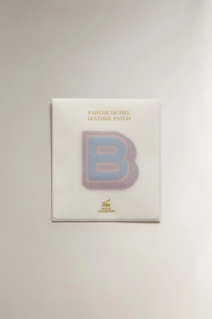 Термоаппликация из кожи с буквой b- Заказать в России