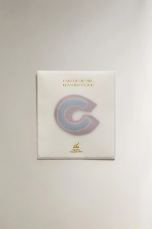 Термотрансферный нашивной патч из кожи с буквой c- Заказать в России