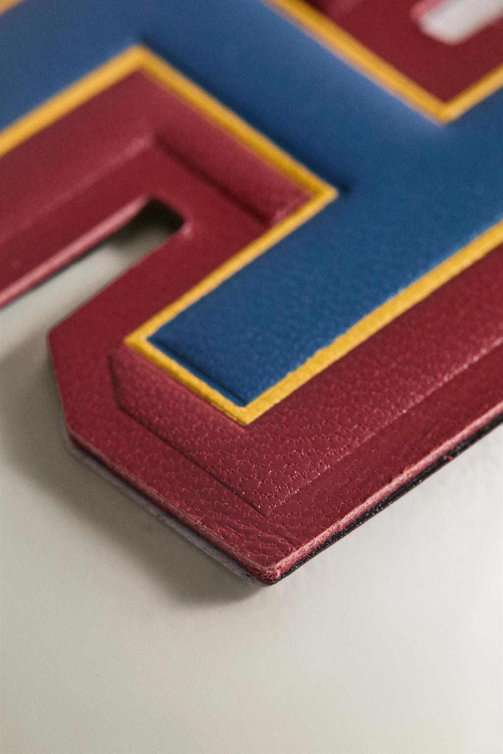 Кожаная заплатка с буквой h