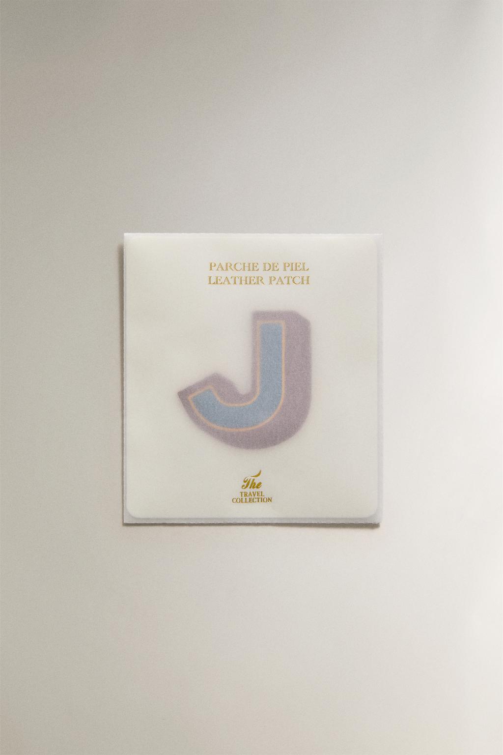 Наклейка из кожи с буквой j