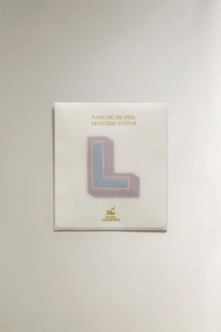 Кожаный патч с буквой l- Заказать в России