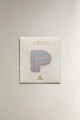 Термонаклейка из кожи с буквой p- Заказать в России