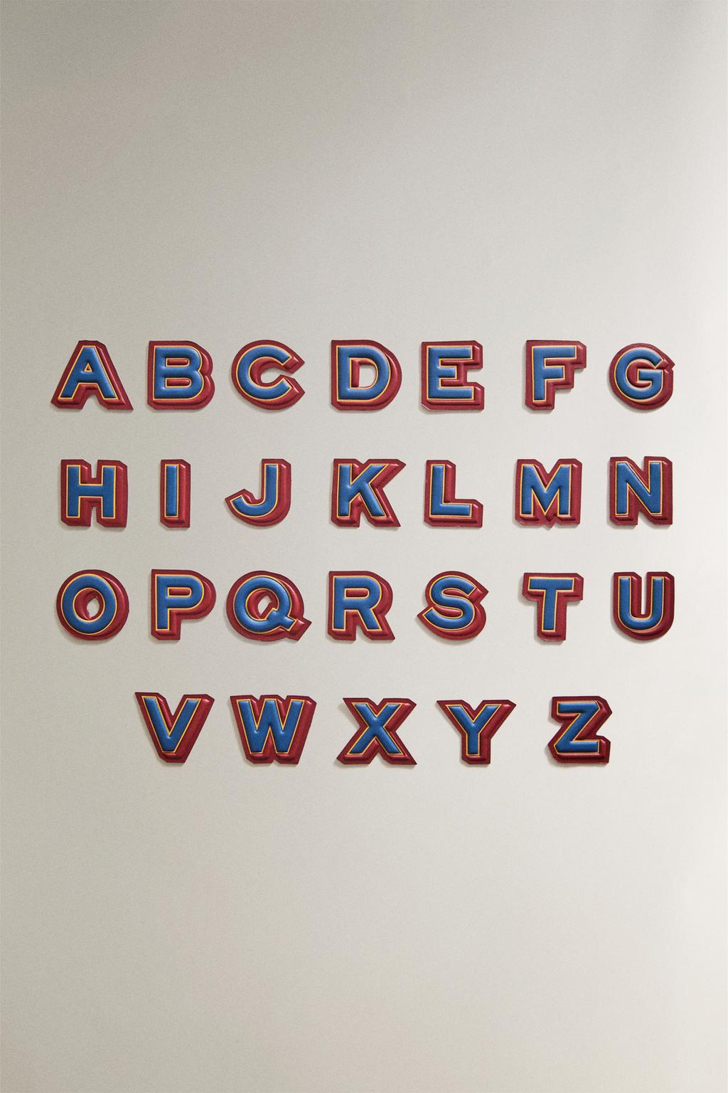 Кожаная нашивка с буквой q