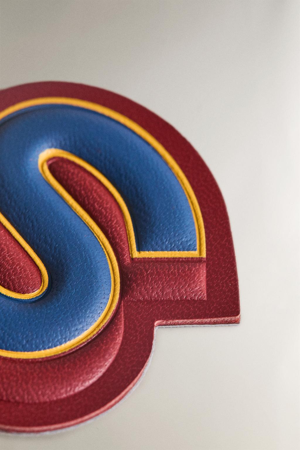 Набор наклеек из кожи с буквой s