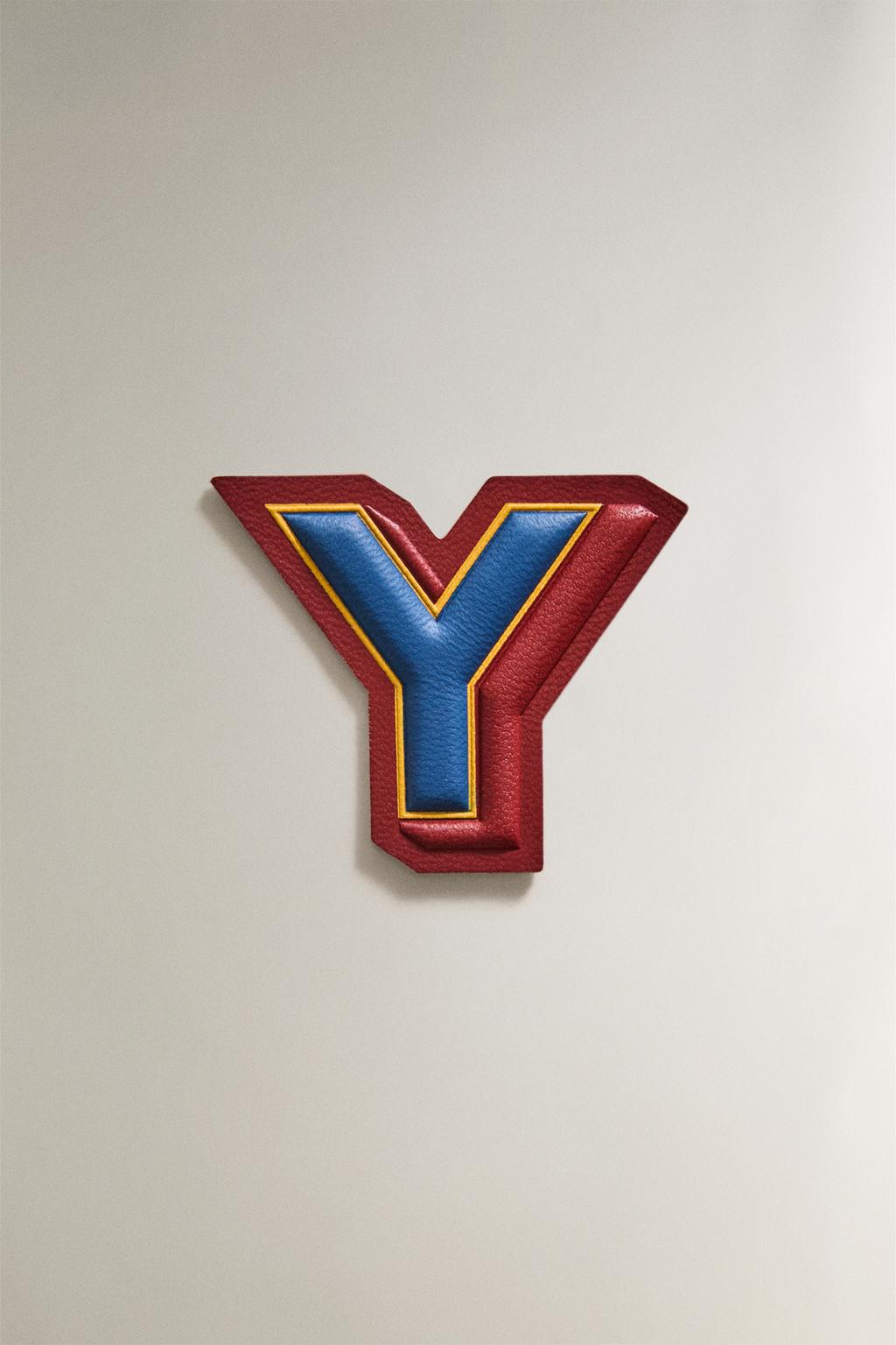 Термонакладка из кожи с буквой y