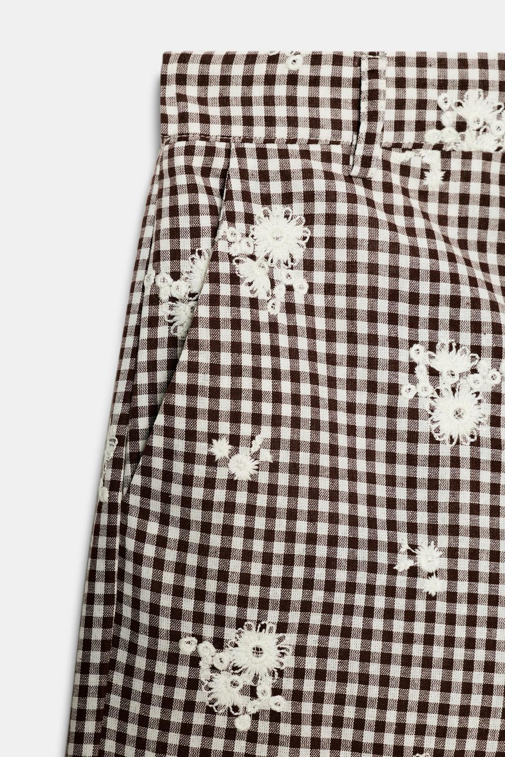 БРЮКИ-КЮЛОТЫ В КЛЕТКУ С ВЫШИВКОЙ