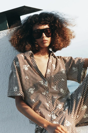 Брюки-кюлоты в клетку с вышивкой- Заказать в России