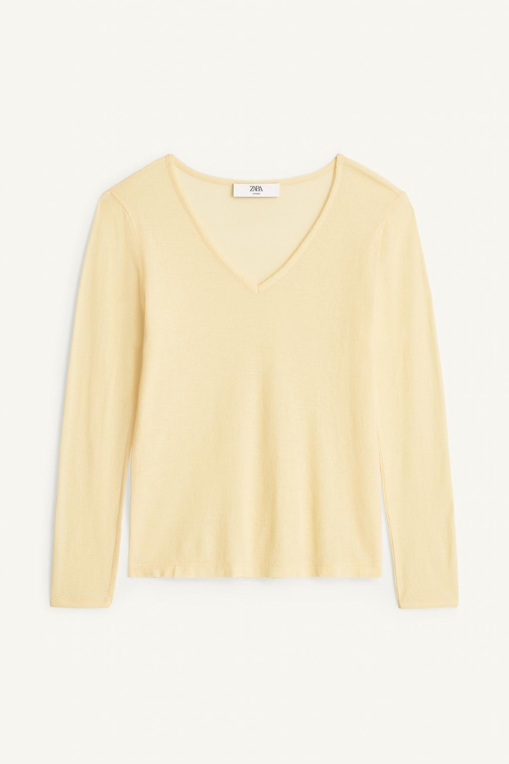 Футболка с v-образным вырезом из ограниченной коллекции