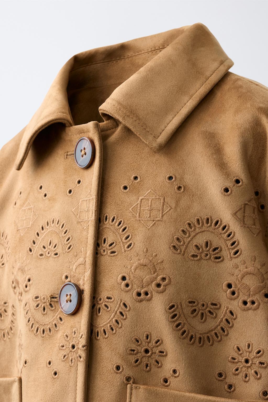 КУРТКА ИЗ ИСКУССТВЕННОЙ ЗАМШИ С ВЫШИВКОЙ