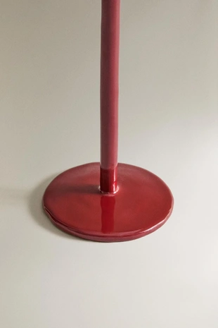 Свеча в металлическом подсвечнике с граненым стержнем- Заказать в России