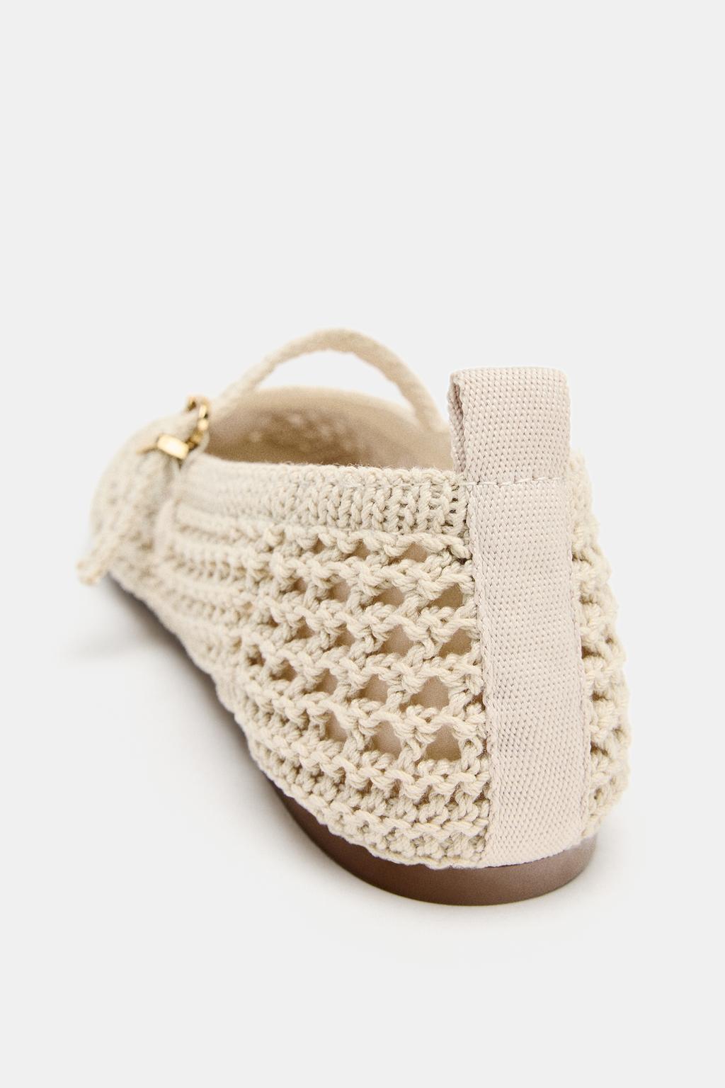 ПЛОСКИЕ БАЛЕТКИ С ПЛЕТЕНЫМ ЭФФЕКТОМ