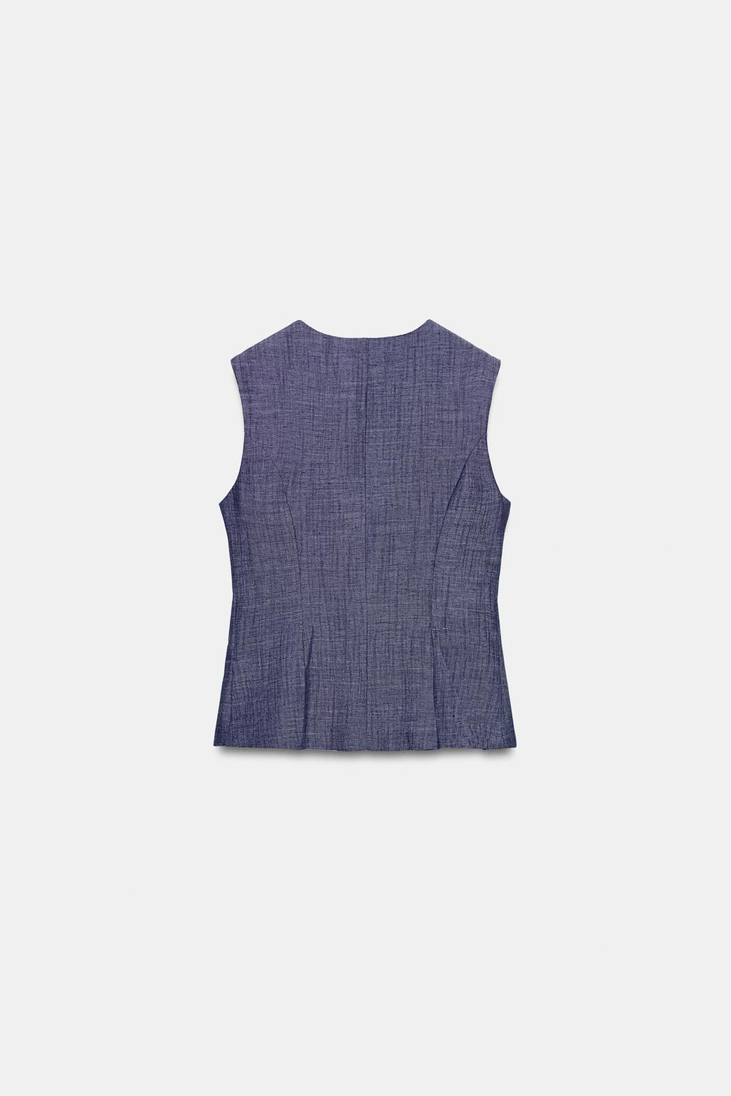 ЖИЛЕТ С ВЫТАЧКАМИ